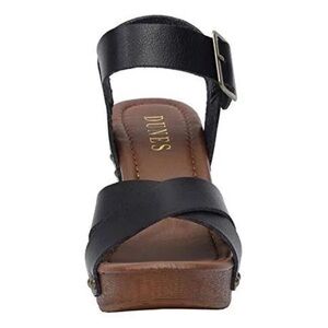 5 for $20🫟🛍️🔵 Elegant Black and Tan Wedge Sandals